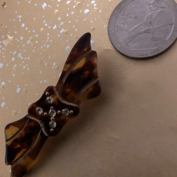 Vintage Brooch - Tortoise Shell Rhinestone Bow, 1950’s - Picture 8 of 8